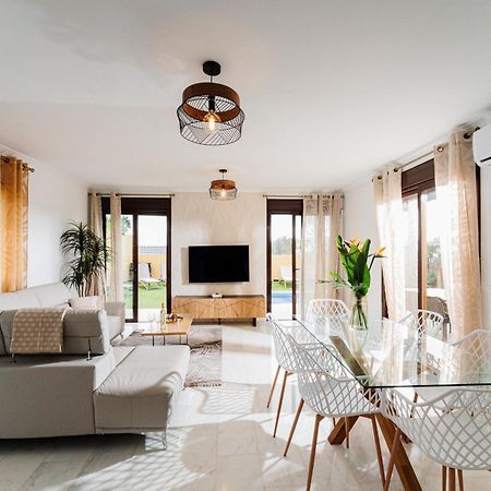 Villa With 4 Bedrooms And Private Heated Pool 산미겔데아보나 외부 사진